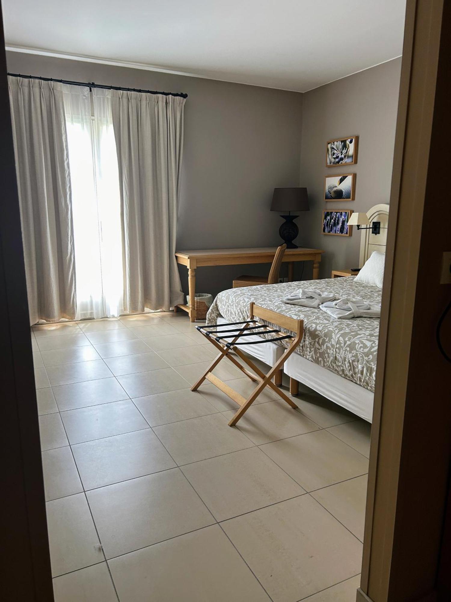 Suite Superieure Domaine Du Golf St Endreol, 1 A 2 Personnes La Motte Buitenkant foto